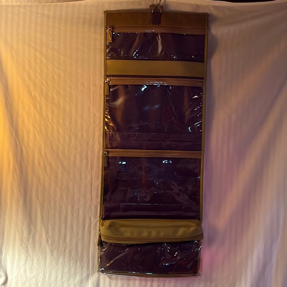 Morello Toiletries Organizer - Picture 3 of 8